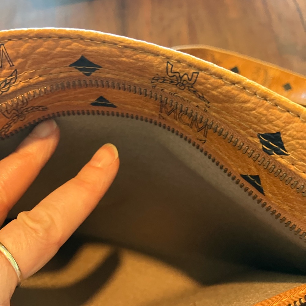 MCM Visetos Monogram Tote in Cognac and Black - Picture 5 of 16